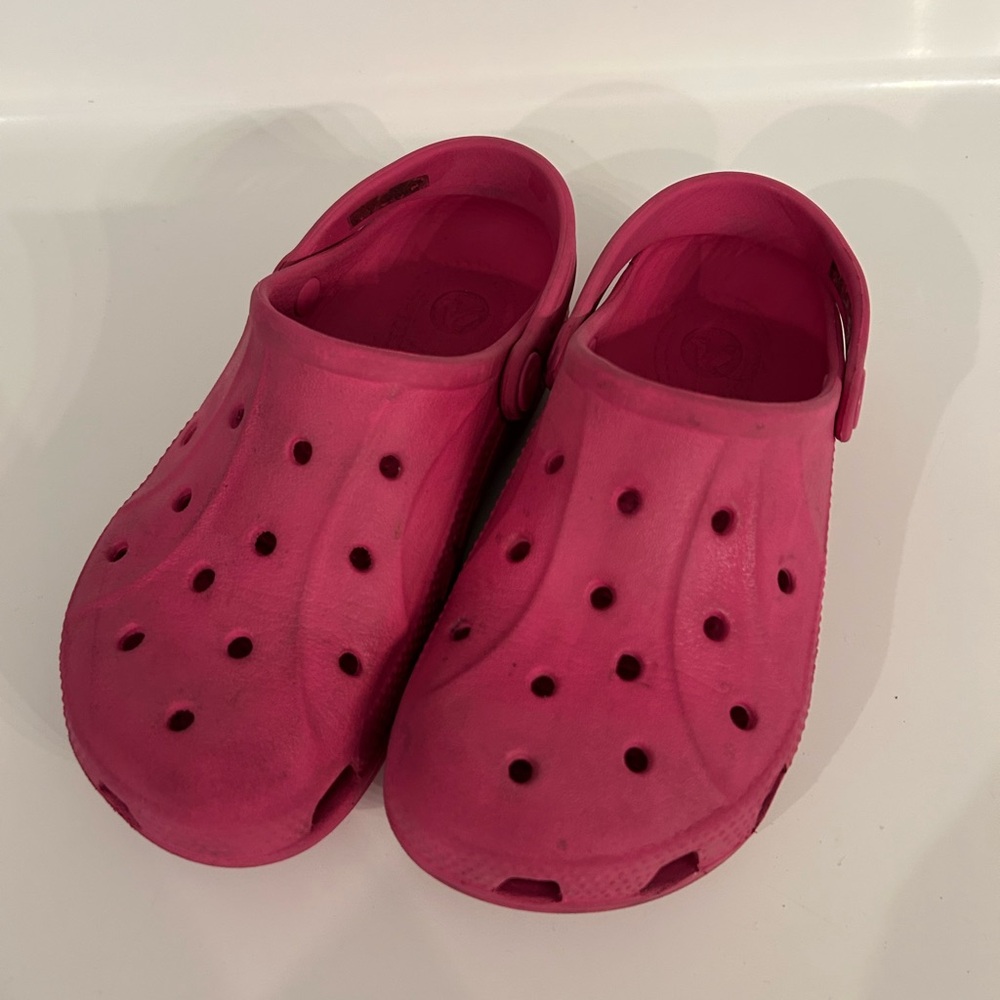 CROCS Kids Fuchsia Sandals